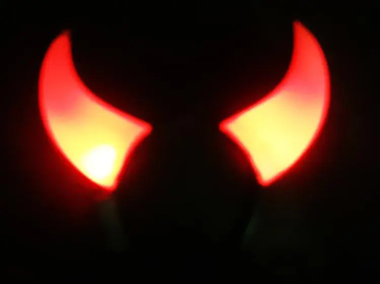 Devil Horns 2