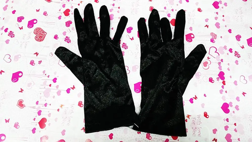 black 04
